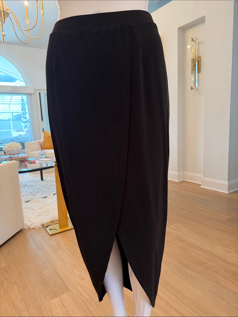 Classic Black Tulip Midi Skirt